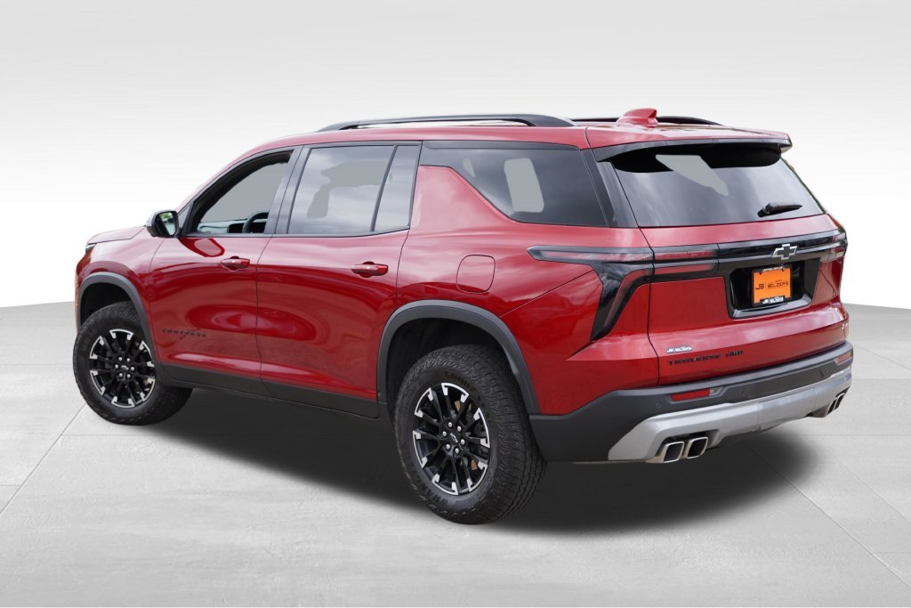Used 2024 Radiant Red Tintcoat Chevrolet Z71 image 7