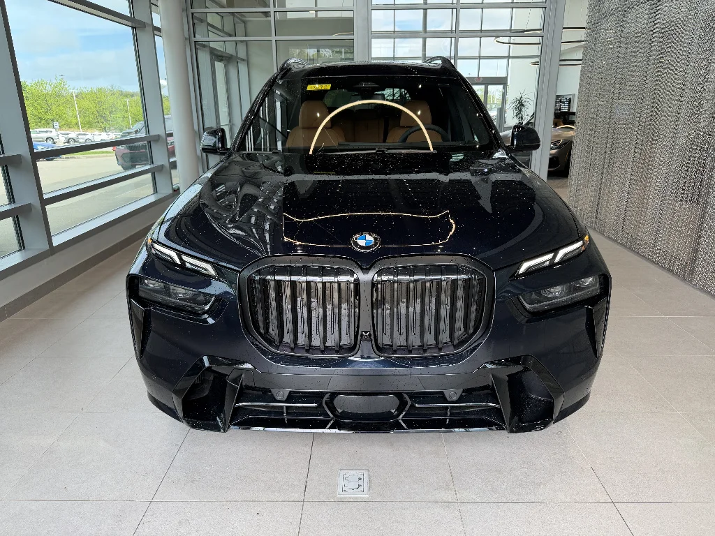 New 2027 Carbon Black Metallic BMW xDrive40i image 2
