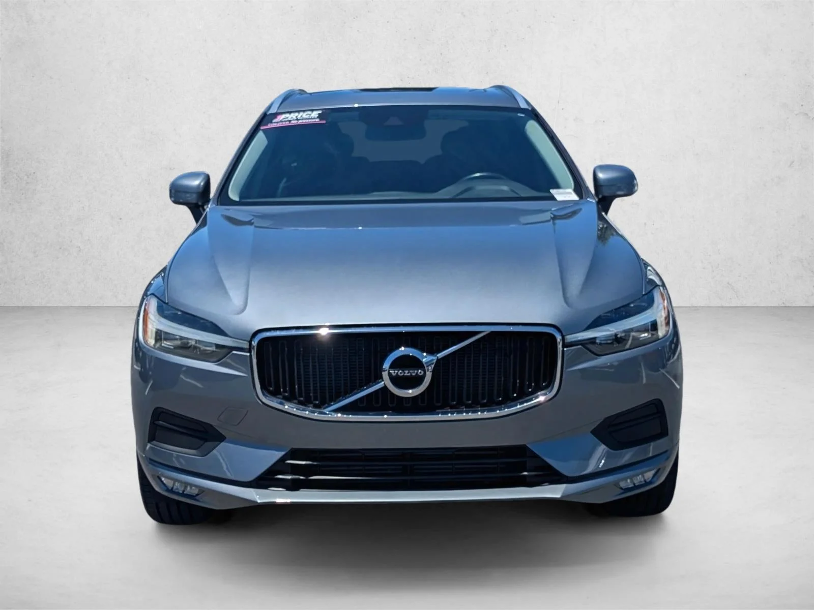 Used 2021 Osmium Grey Metallic Volvo Momentum image 2