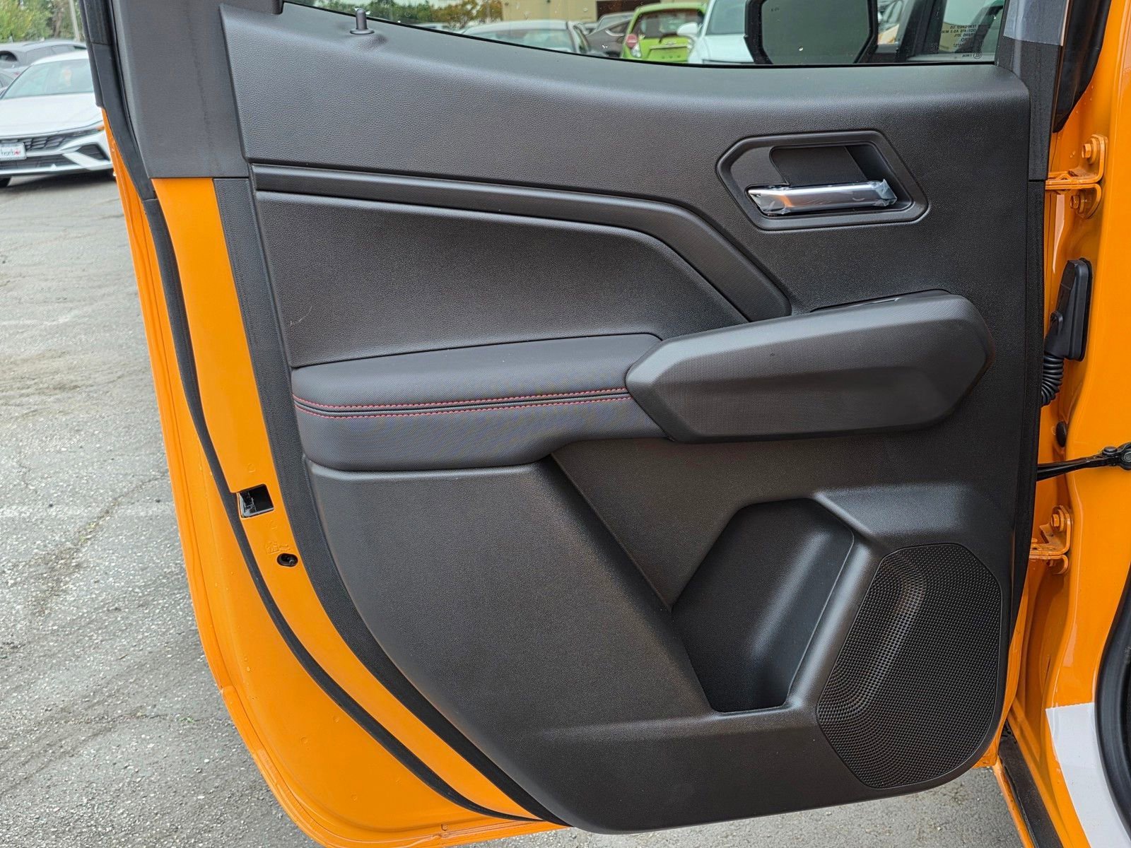 2025 Chevrolet Colorado Z71 - Photo 15