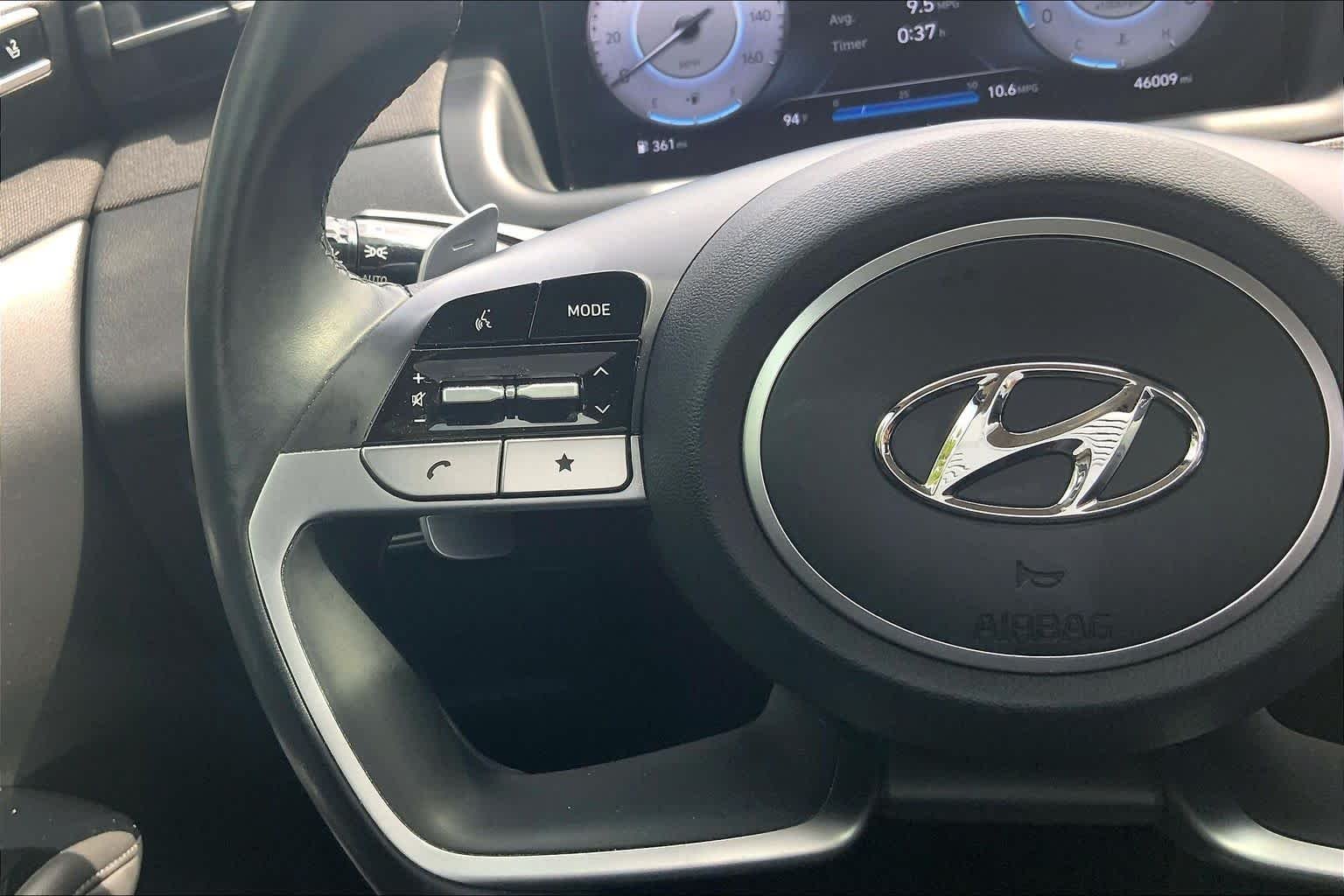 Certified Used 2022 Quartz White Hyundai Limited image 24
