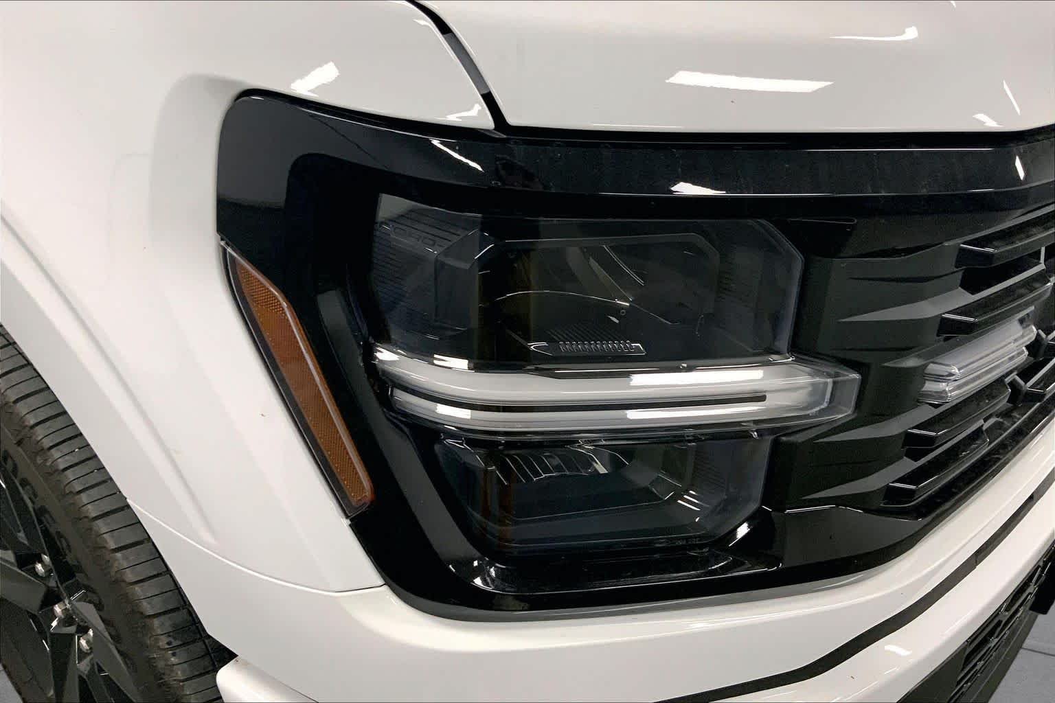 New 2026 Oxford White Ford STX image 13