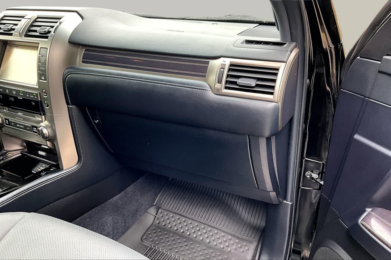 Certified Used 2020 Black Onyx Lexus Premium image 19