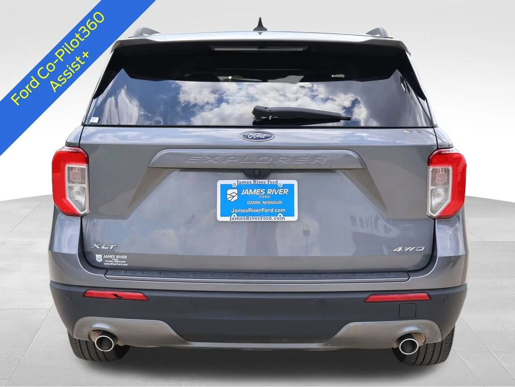 Certified Used 2023 Gray Metallic Ford XLT image 5