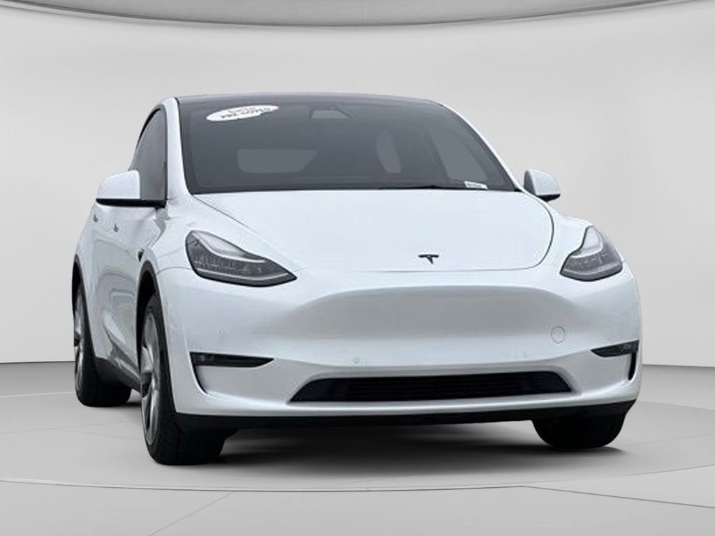 Used 2022 Pearl White Multi-Coat Tesla Long Range image 4