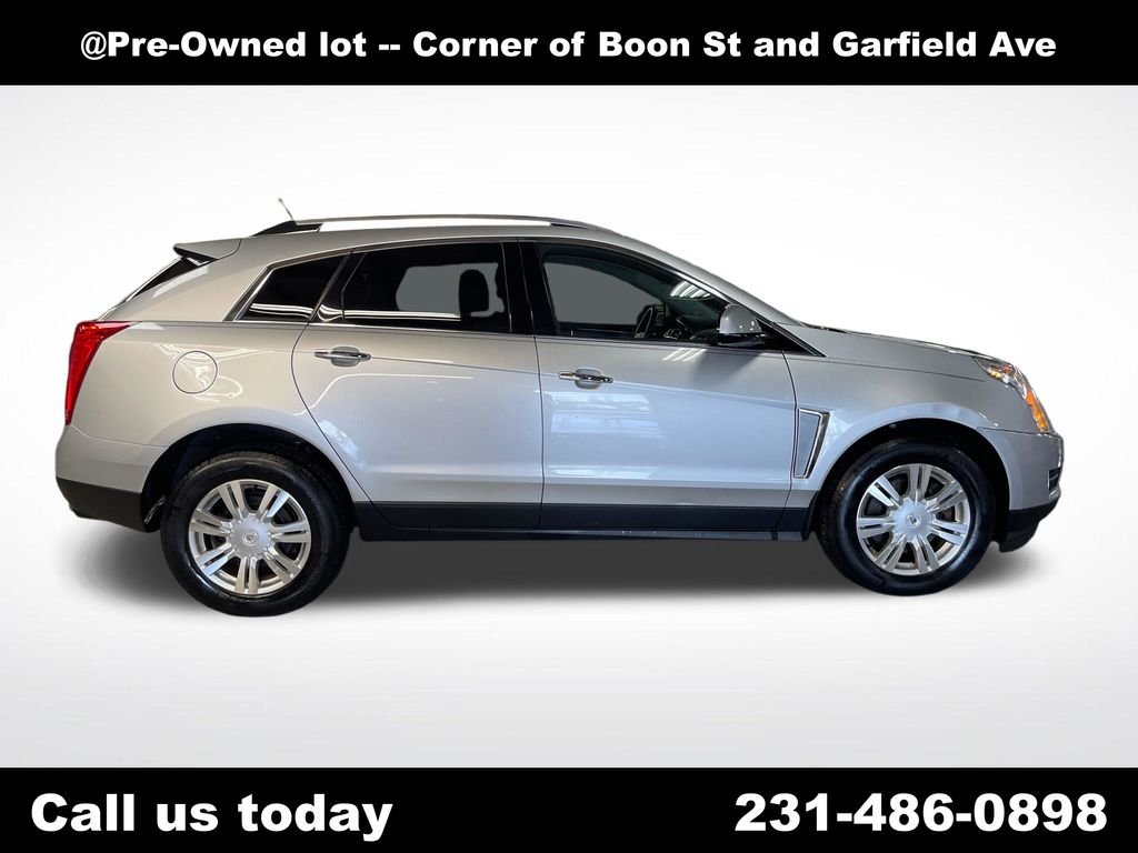 Used 2013 Silver Cadillac Luxury image 7