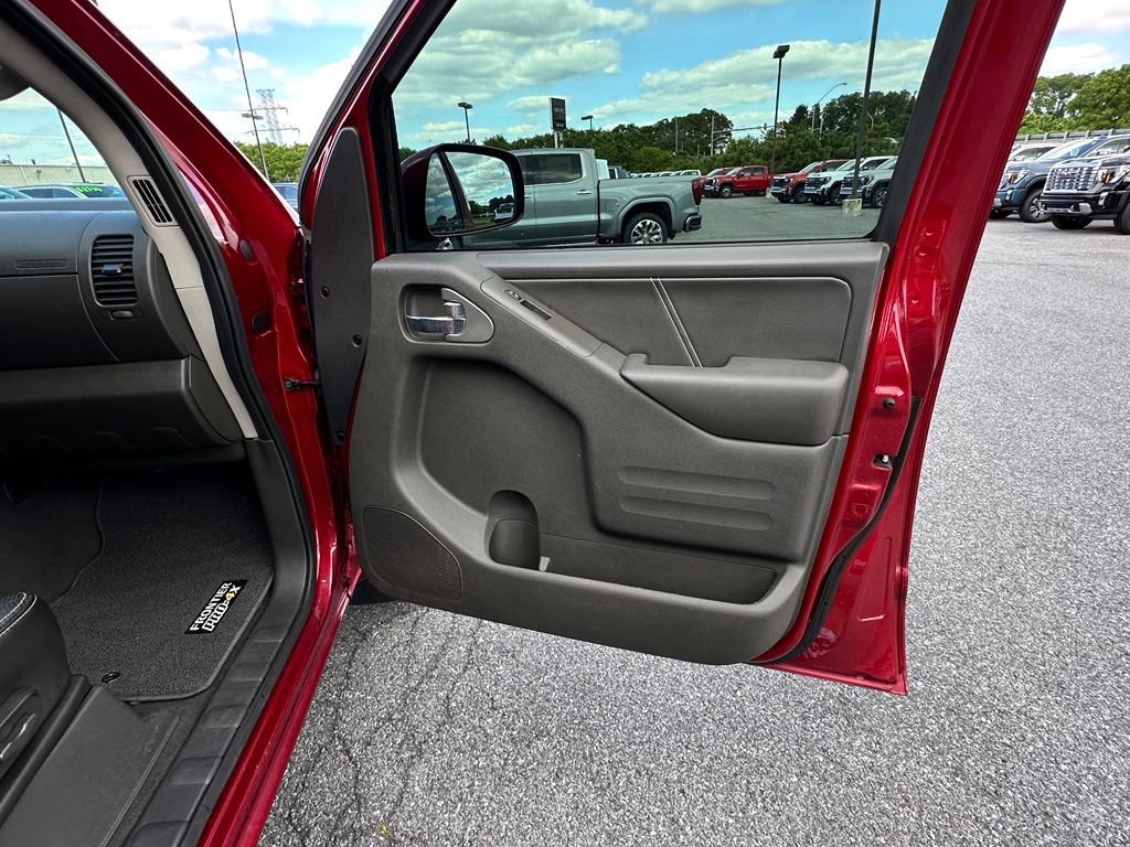 Used 2021 Red Nissan Crew Cab PRO-4X 4x4 image 14