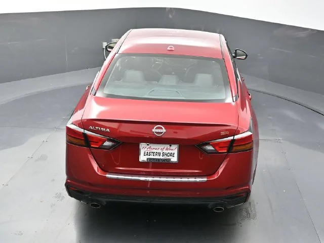 Used 2023 Red Nissan 2.5 SR image 41
