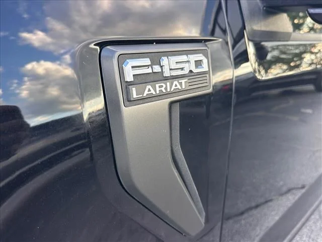 Used 2023 Black Ford Lariat image 14