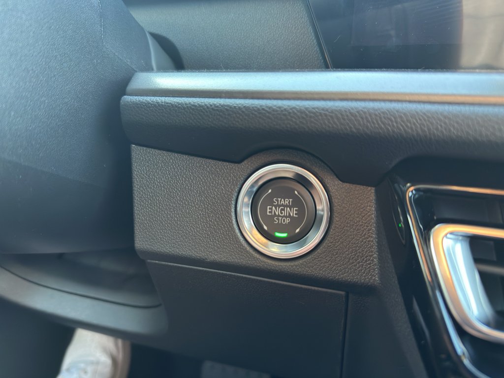 2027 Chevrolet Traverse LT - Photo 19