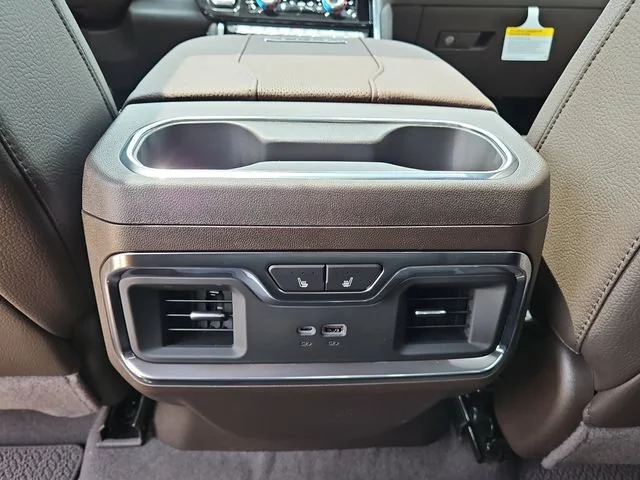2026 GMC Sierra 3500HD Denali - Photo 14