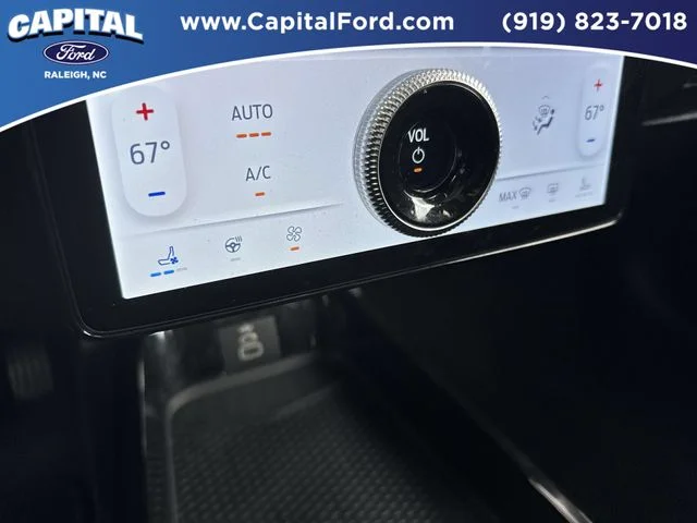 Used 2025 White Ford Premium image 30