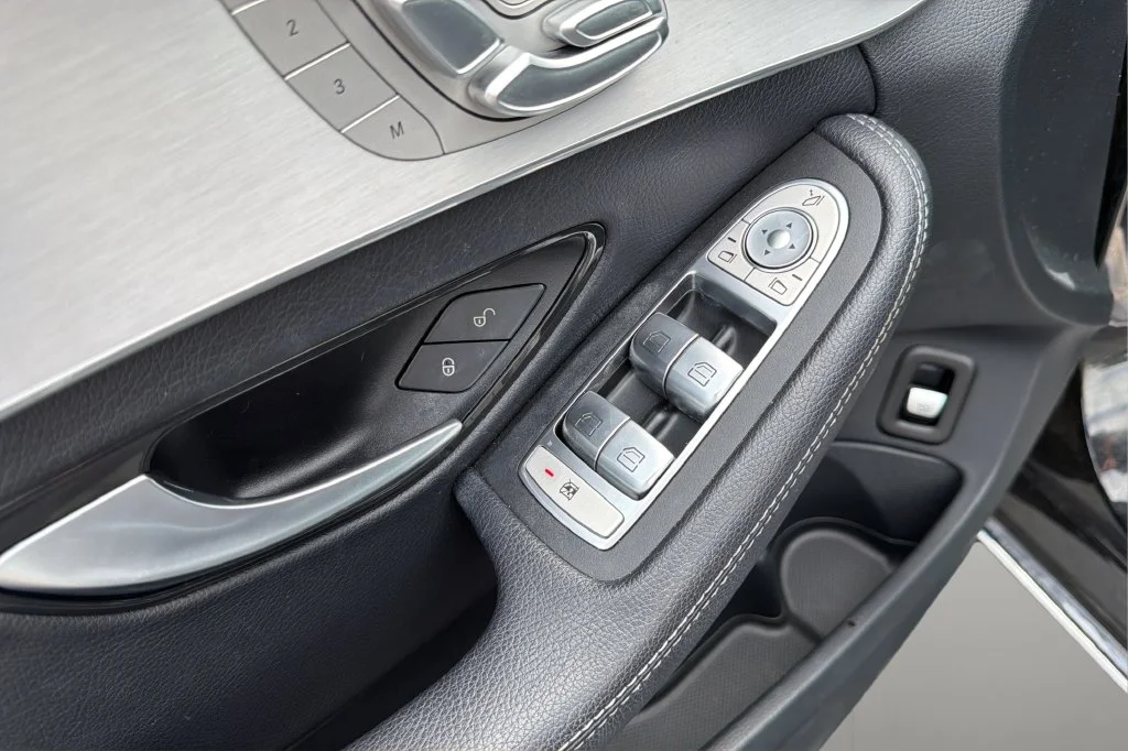 Used 2021 Black Mercedes-Benz C 300 image 16