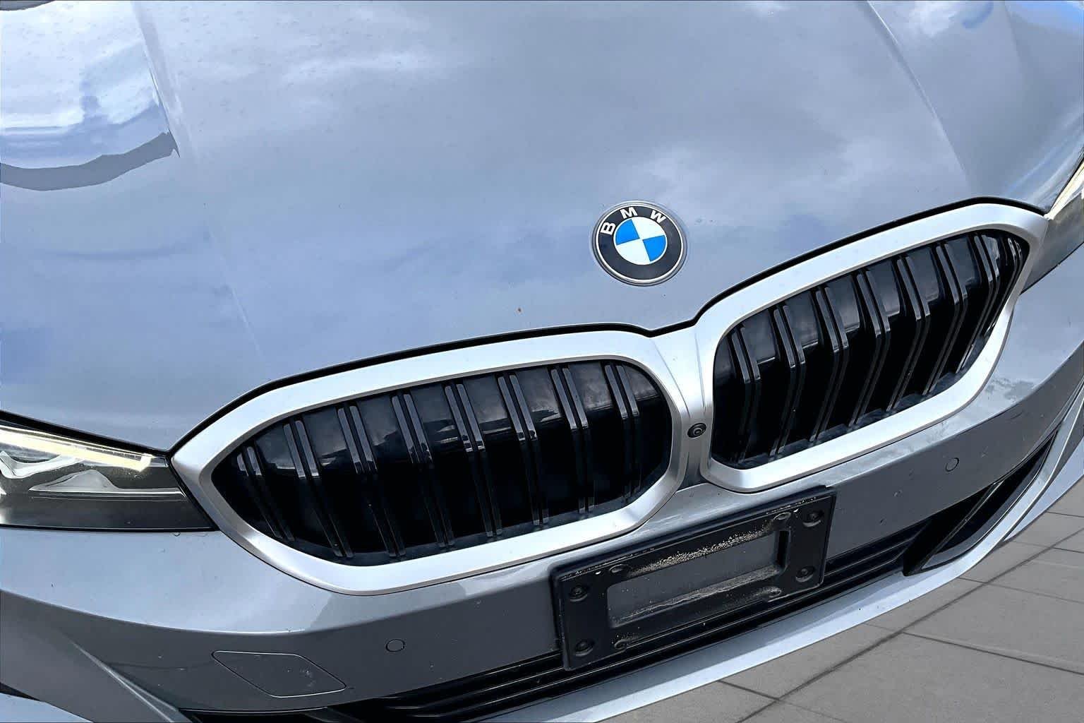 Used 2024 Skyscraper Grey Metallic BMW 330i image 28