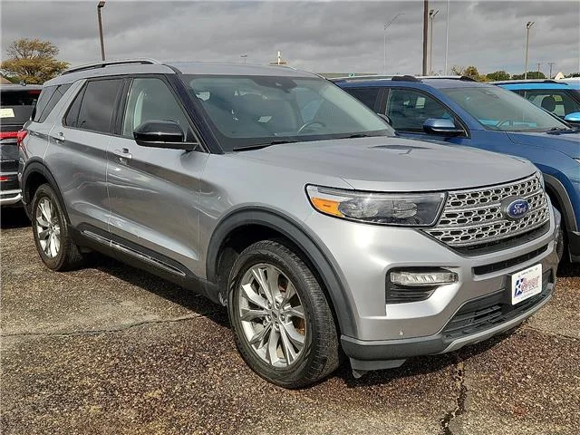 Used 2023 Gray Ford Limited 4x4 image 5