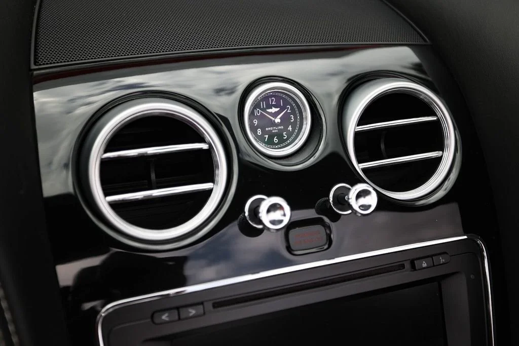 Used 2014 Glacier White Bentley Speed image 29