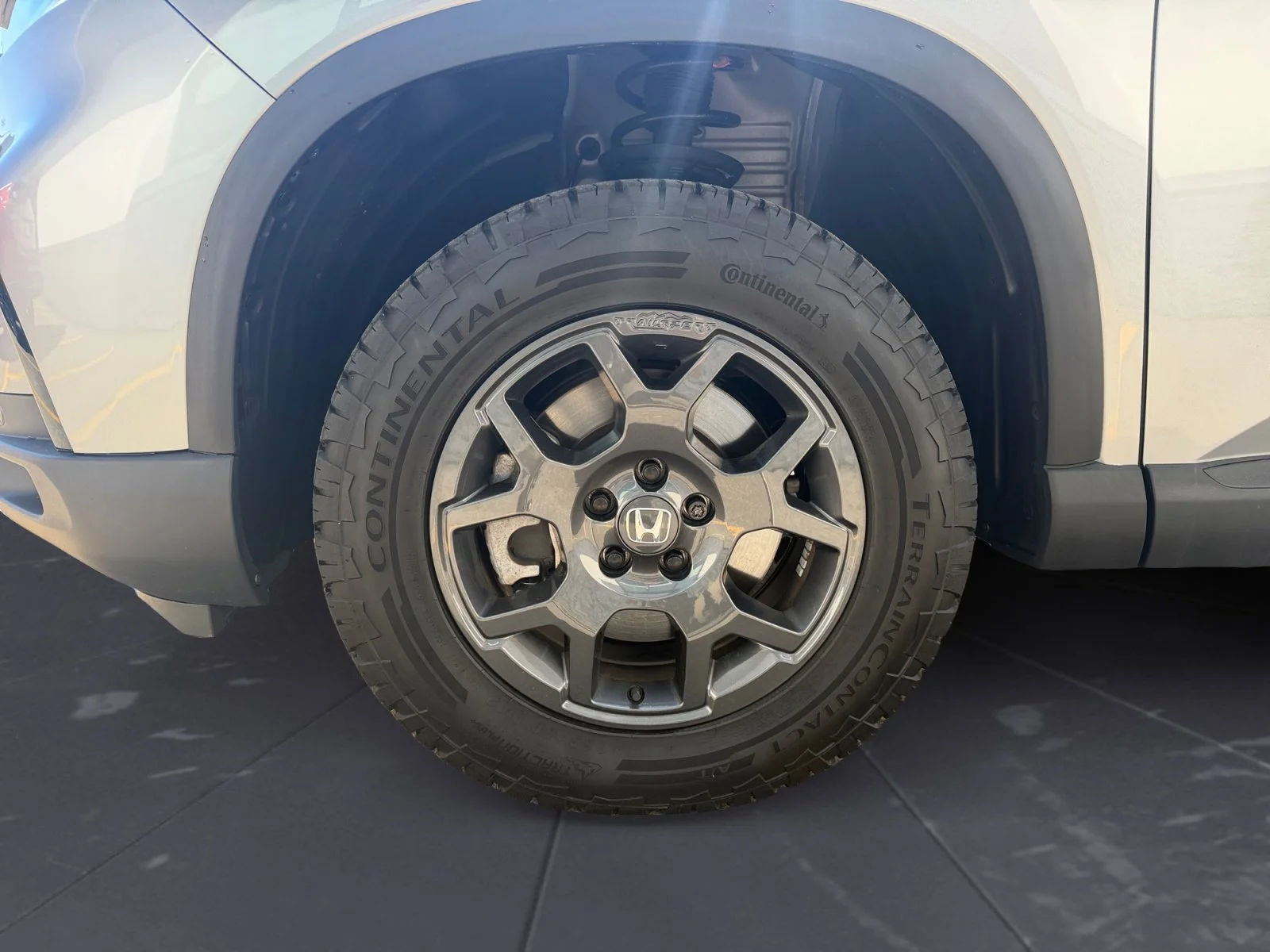 Certified Used 2025 Silver Honda TrailSport image 43