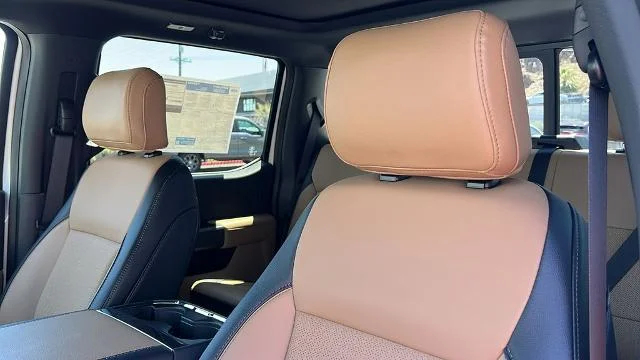 New 2026 Star White Metallic Tri-Coat Ford F-250® Lariat® image 37