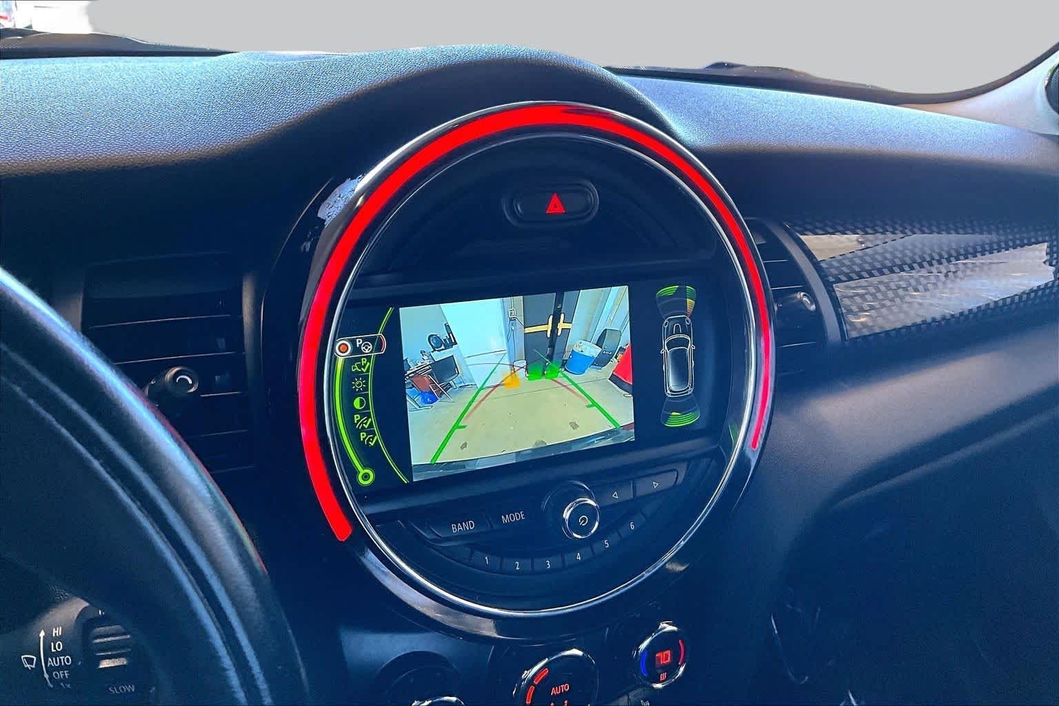 Used 2018 Thunder Grey Metallic MINI Cooper S image 29