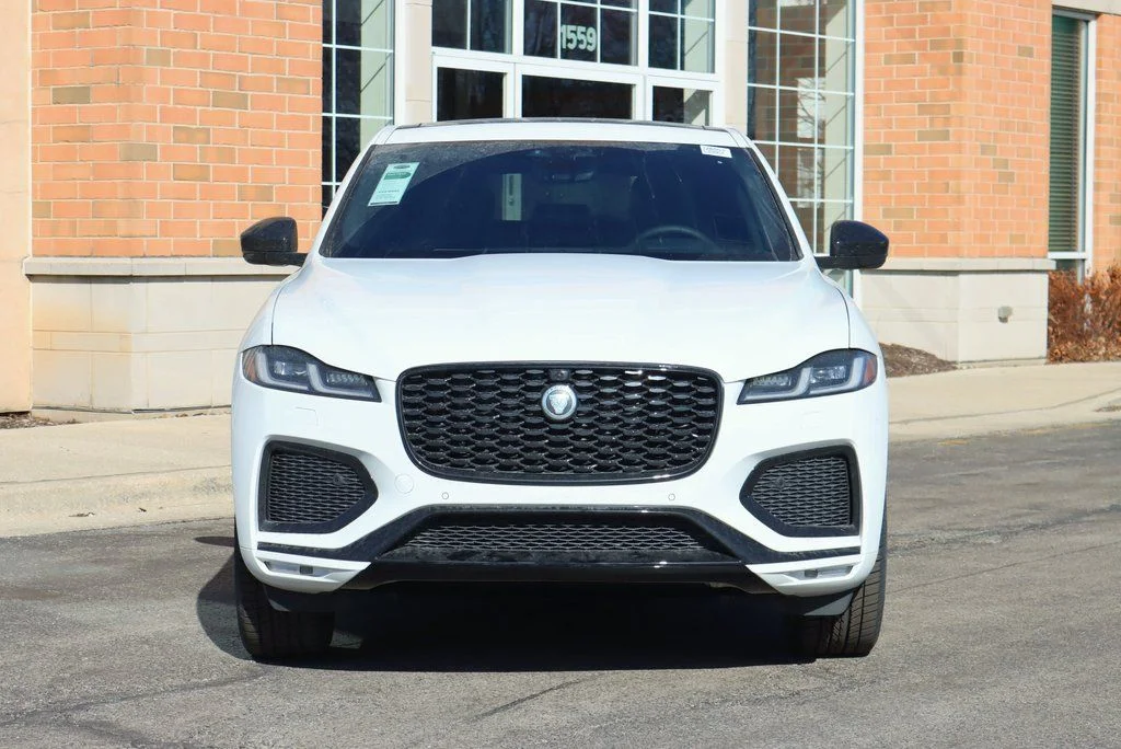 Used 2026 White Jaguar R-Dynamic S image 4