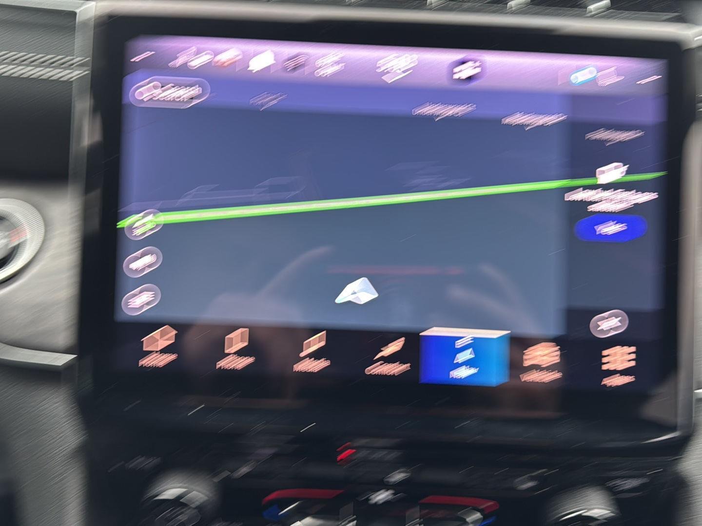 Used 2023  Jeep Limited image 11
