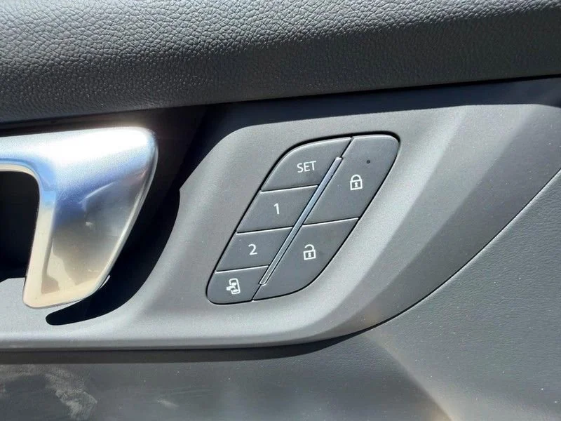 2026 Buick Enclave Preferred - Photo 20