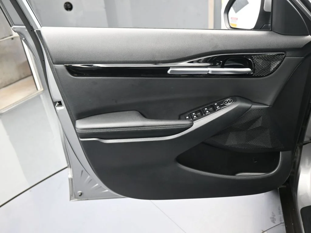 Used 2025 Steel Gray Kia EX image 13