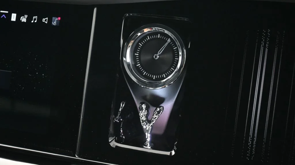 New 2027 Gray Rolls-Royce  image 14