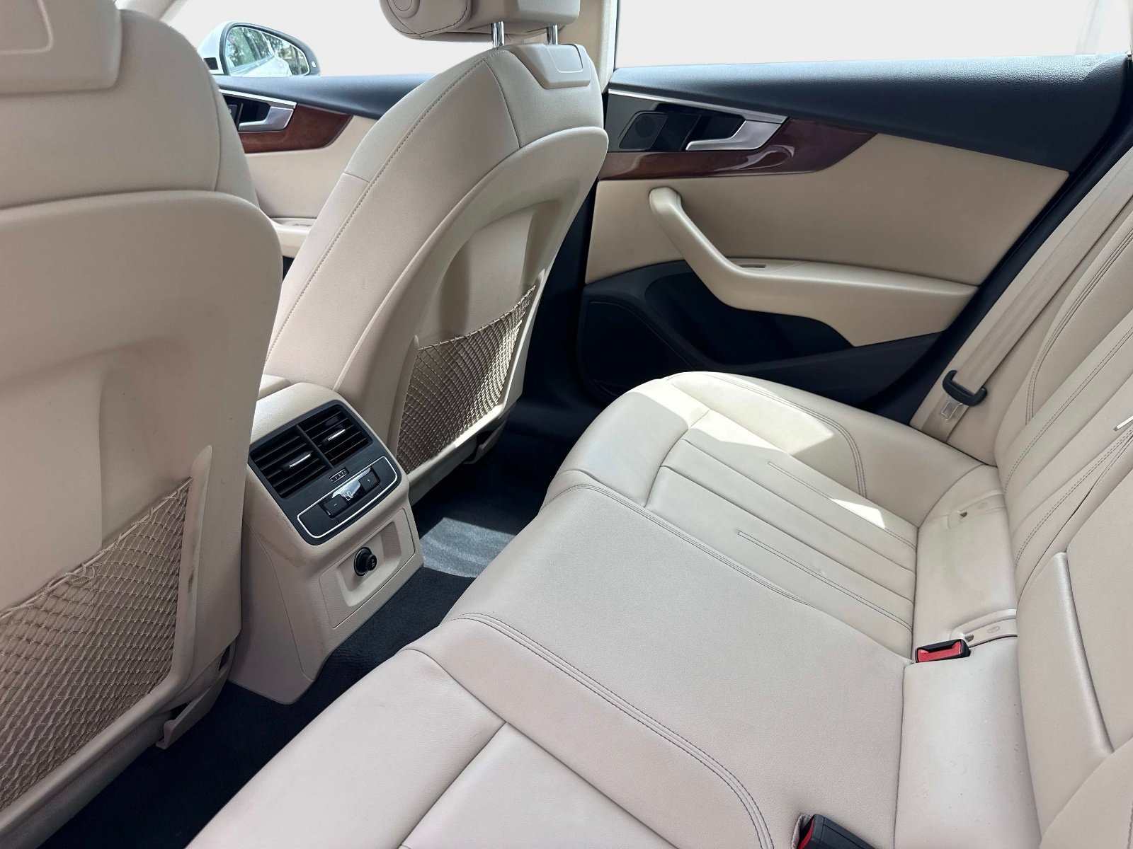 Certified Used 2023 Ibis White Audi Premium image 13