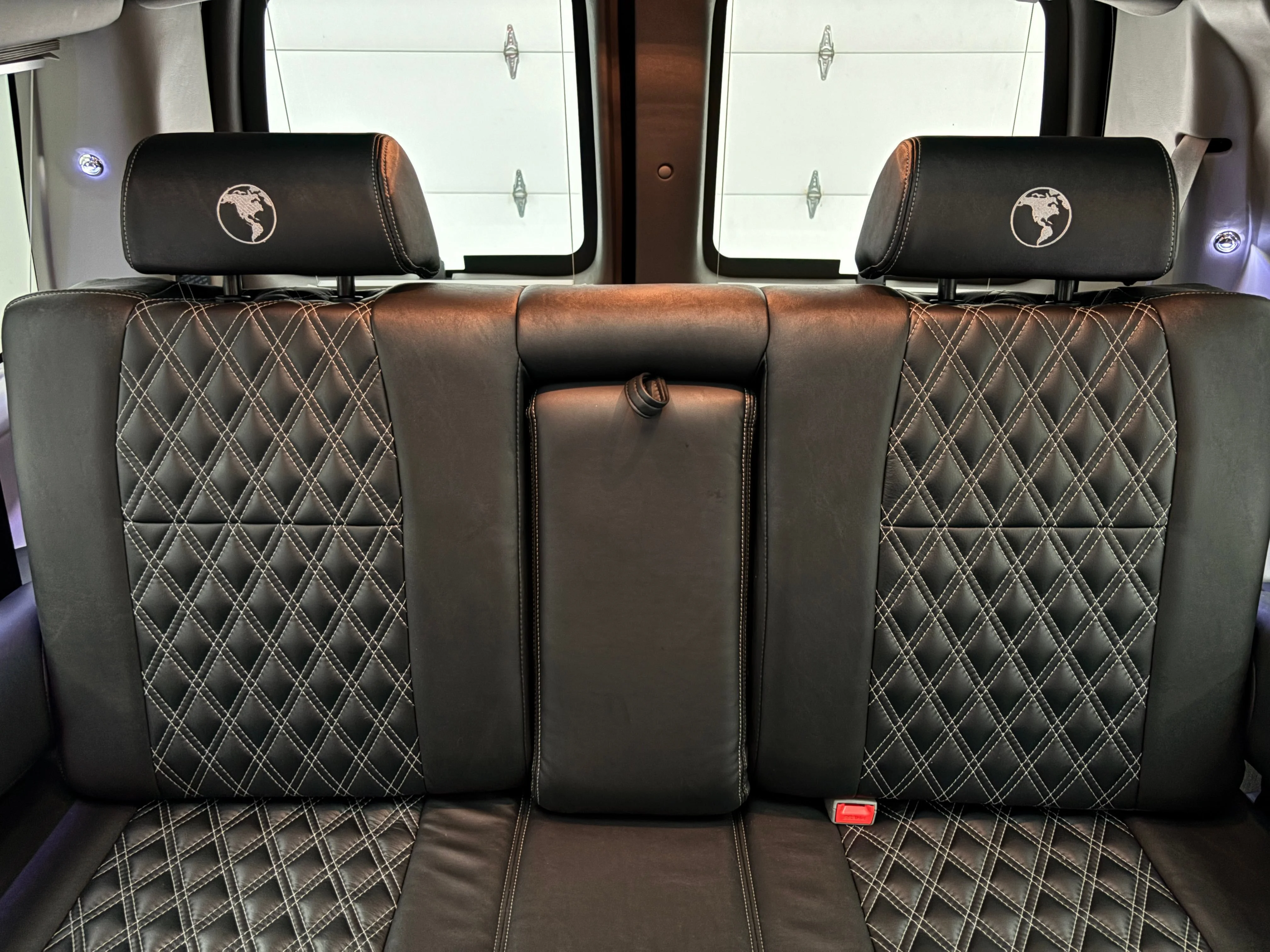 Used 2025 Onyx Black GMC Work Van image 46