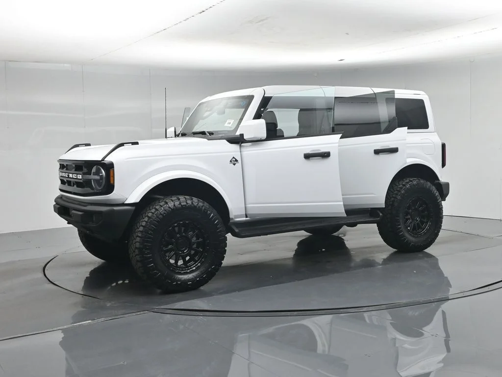 New 2026 Oxford White Ford Outer Banks image 5