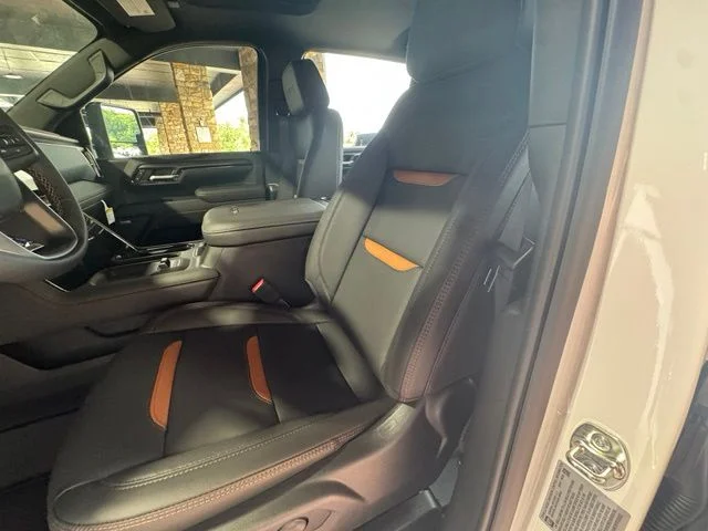 New 2026 White GMC AT4 image 21