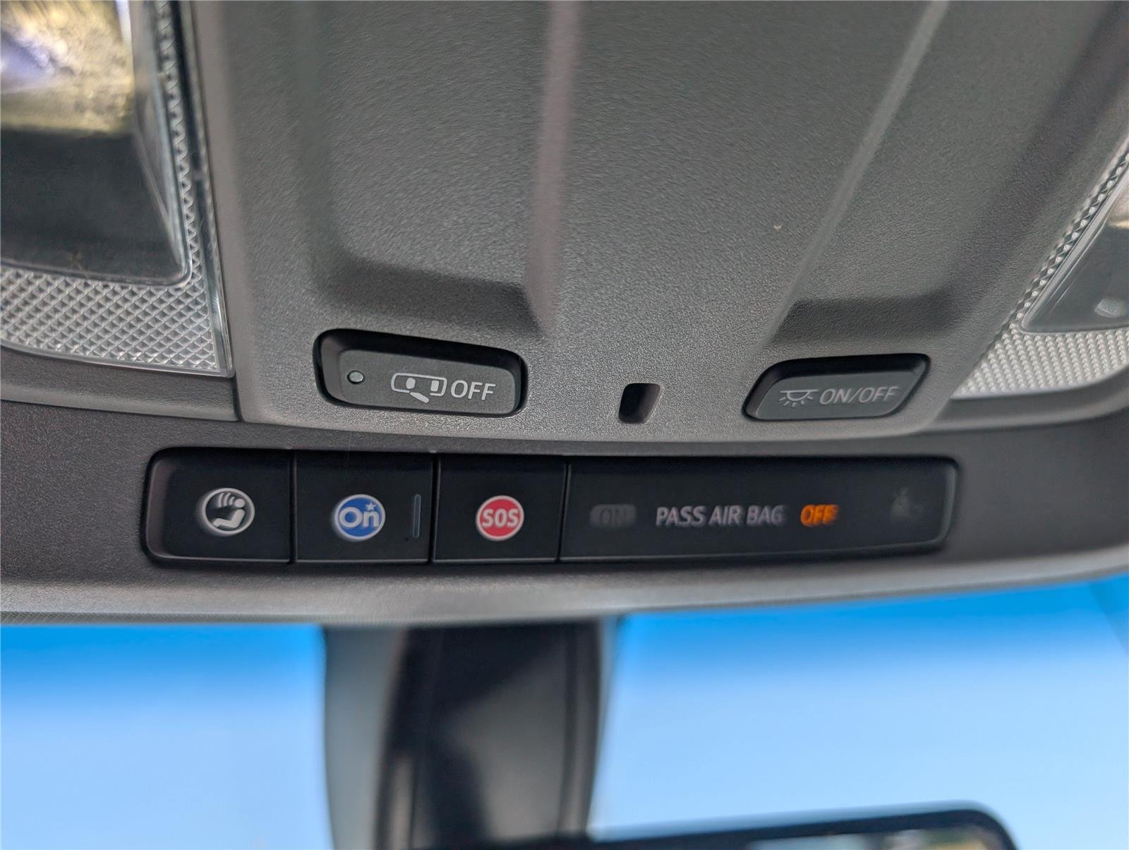 Used 2021 SATIN STEEL METALLIC Chevrolet LT Trail Boss image 16