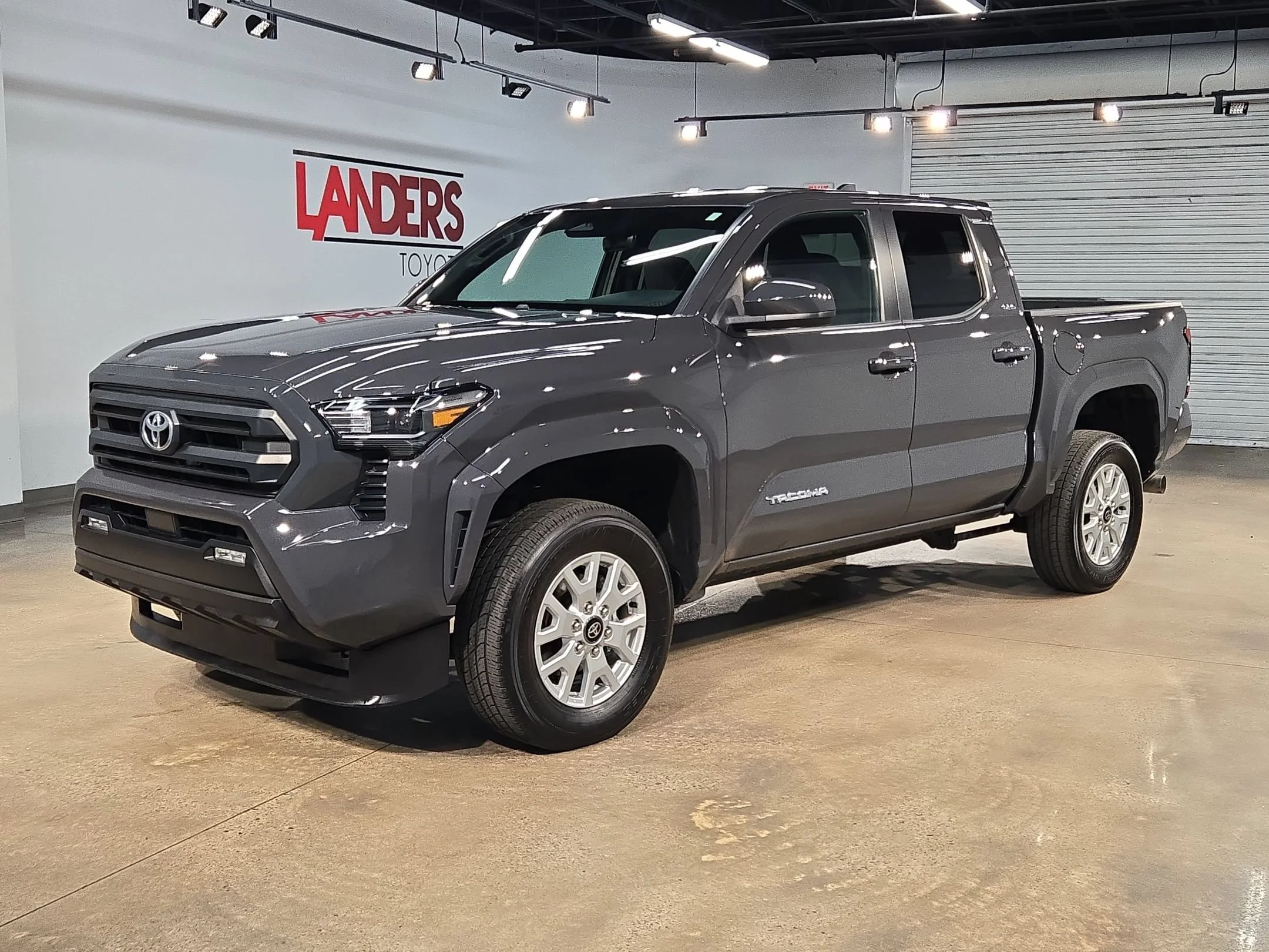 Certified Used 2025 Underground Toyota SR5 image 3