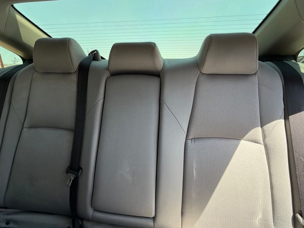 Used 2018 Gray Honda LX image 7