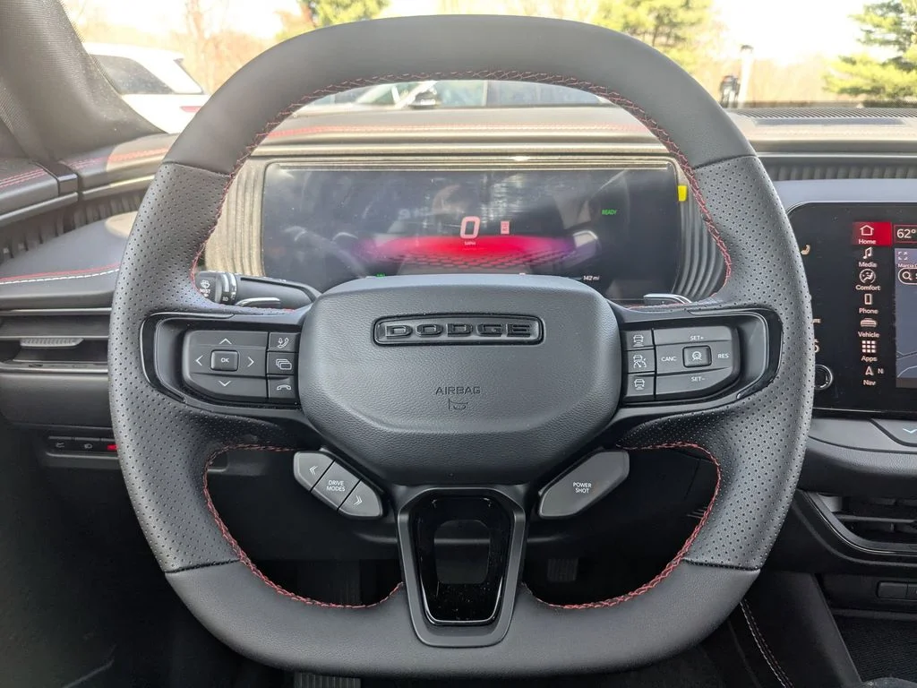 2025 Dodge Charger Daytona R/T - Photo 12