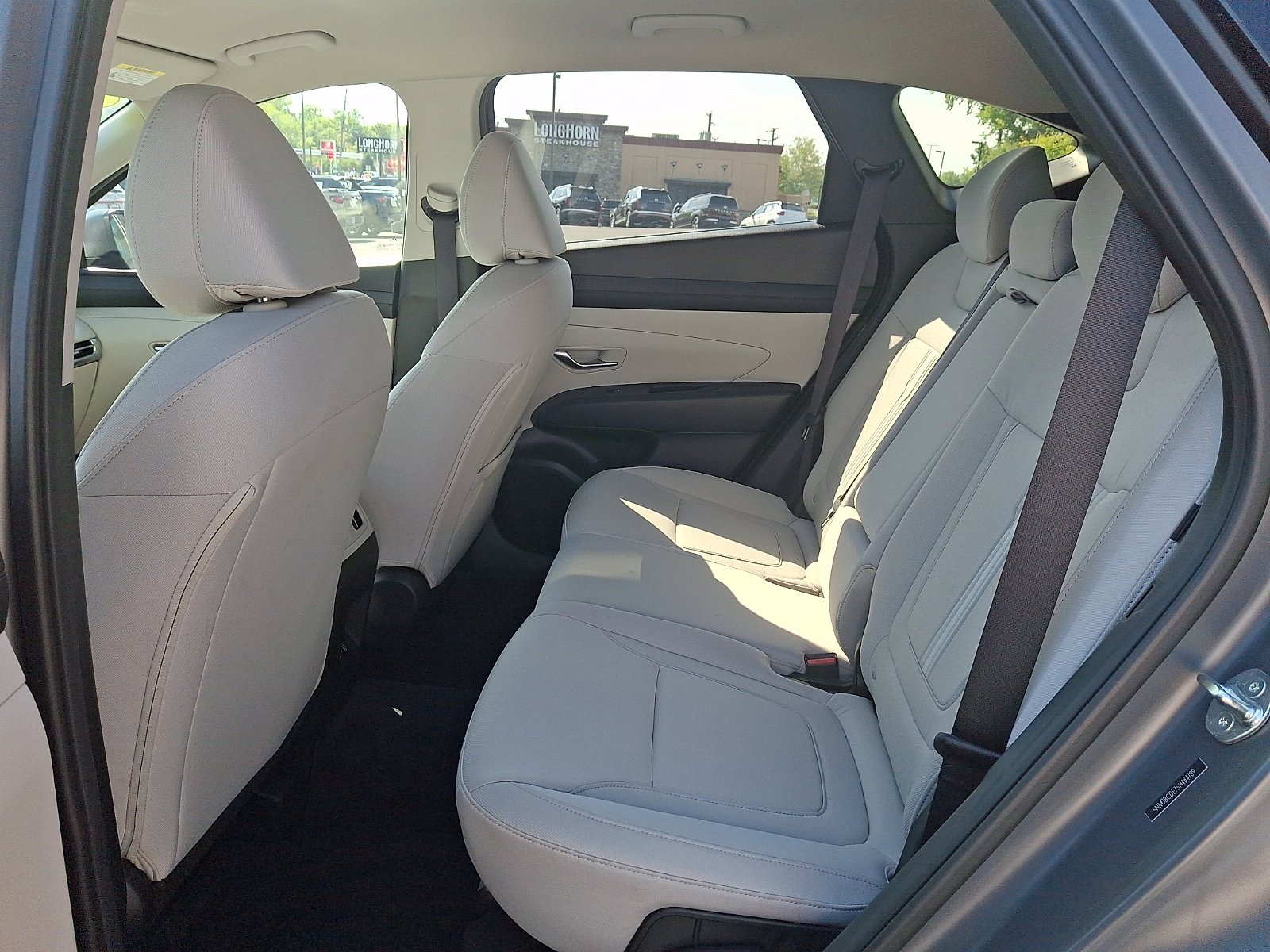 2025 Hyundai Tucson SEL - Photo 10