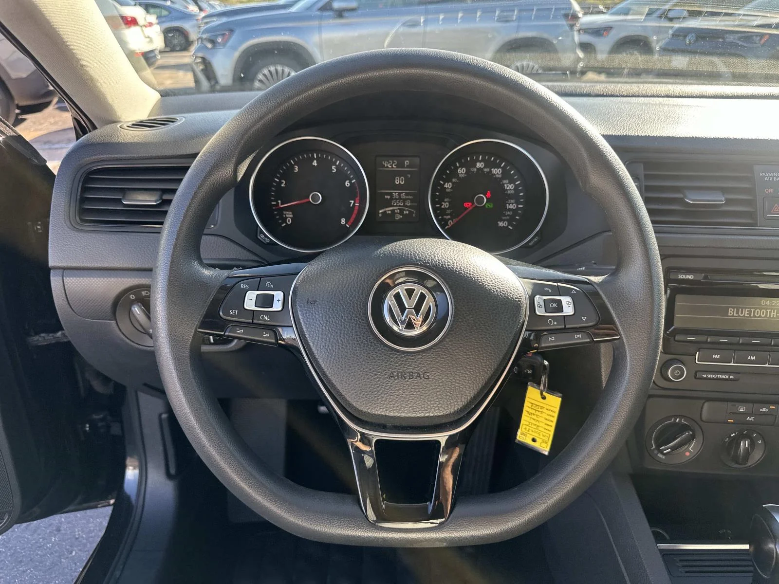 Used 2015 Black Volkswagen 4dr Auto 2.0L S image 12