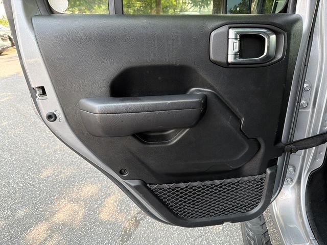 Used 2021 Silver Jeep Unlimited Sport Altitude image 22