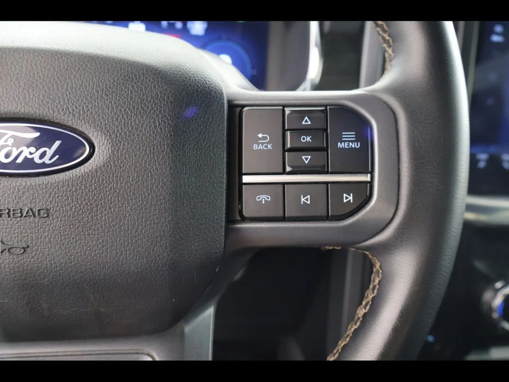 Used 2025 Gray Ford Lariat image 22