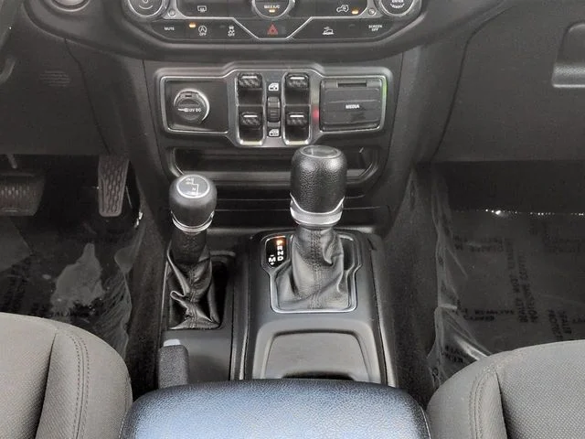 Used 2022 Gray Jeep Unlimited Willys image 19