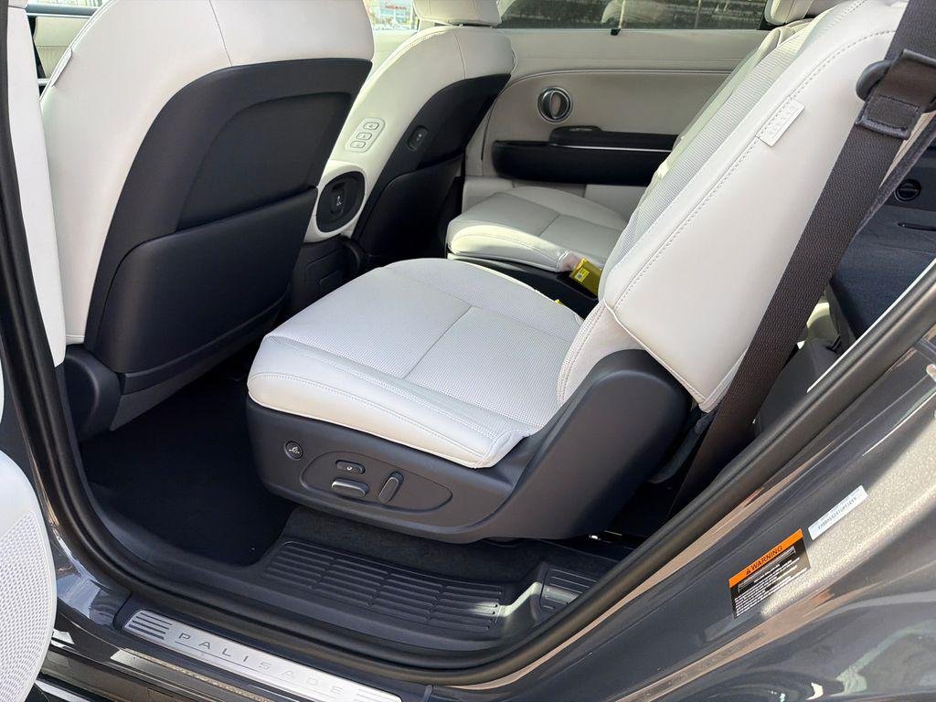 New 2026 Gray Hyundai Calligraphy FWD image 21