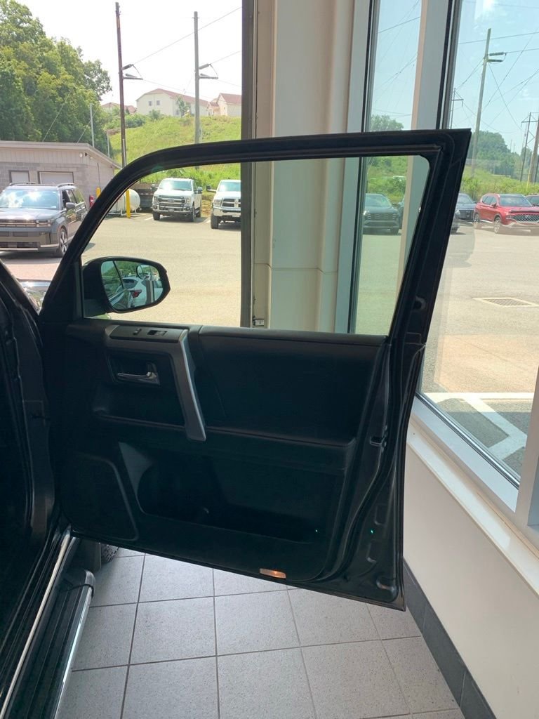 2021 Toyota 4Runner Limited - Photo 15