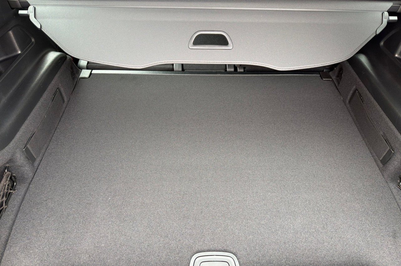 New 2026 Mountain Grey Metallic Mercedes-Benz AMG® GLB 35 4MATIC SUV image 14