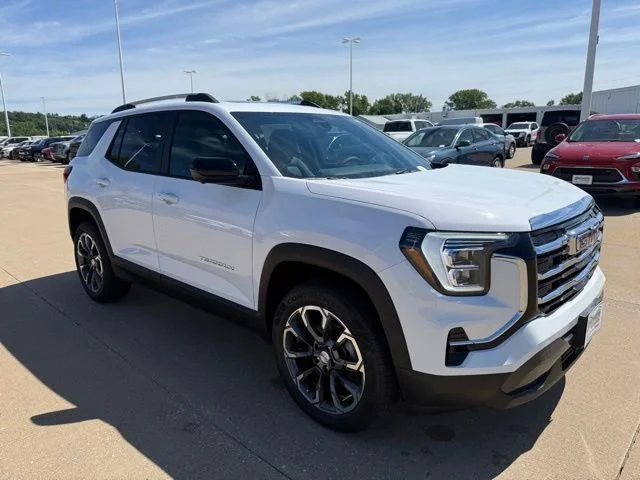 2026 GMC Terrain Elevation AWD's photo