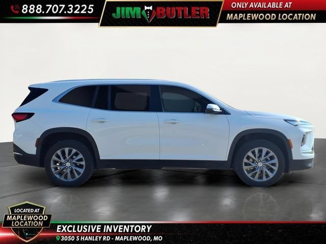 Used 2025 Summit White Buick Preferred image 5