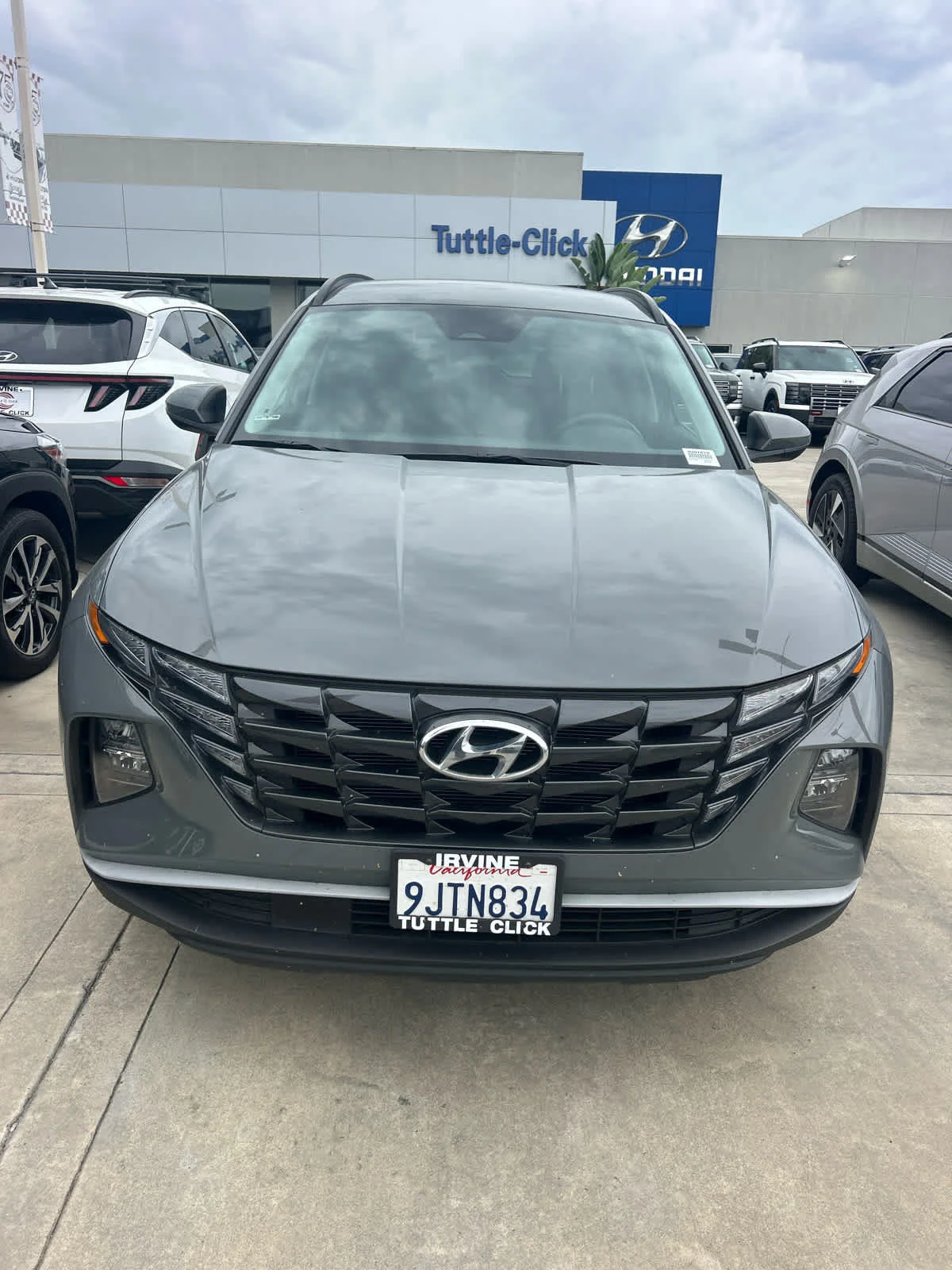 Used 2024 Hampton Gray HYUNDAI SEL image 4