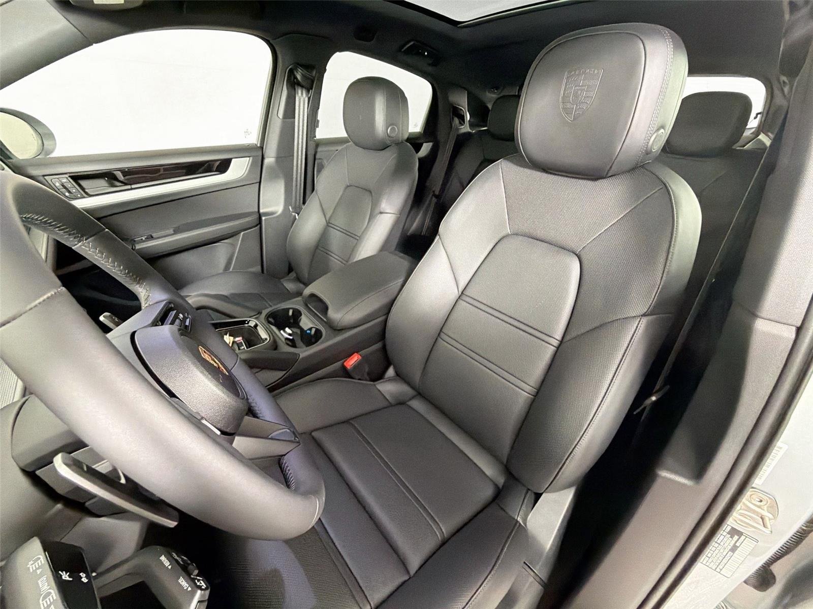 2025 Porsche Cayenne Coup Base - Photo 5