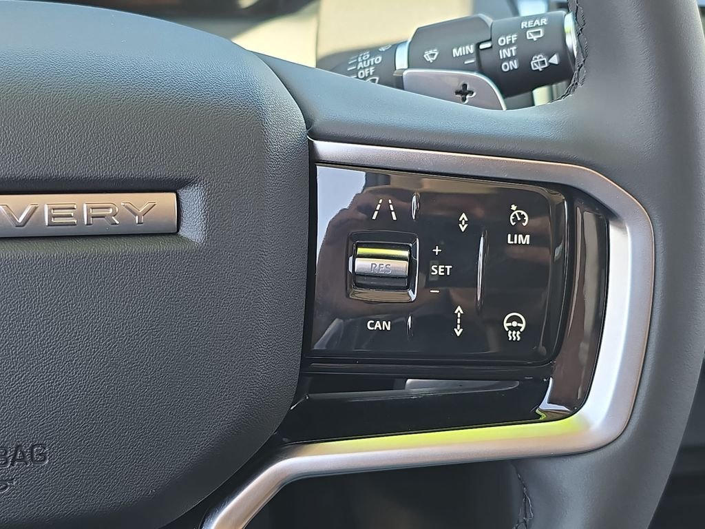 Certified Used 2025 White Land Rover S image 20