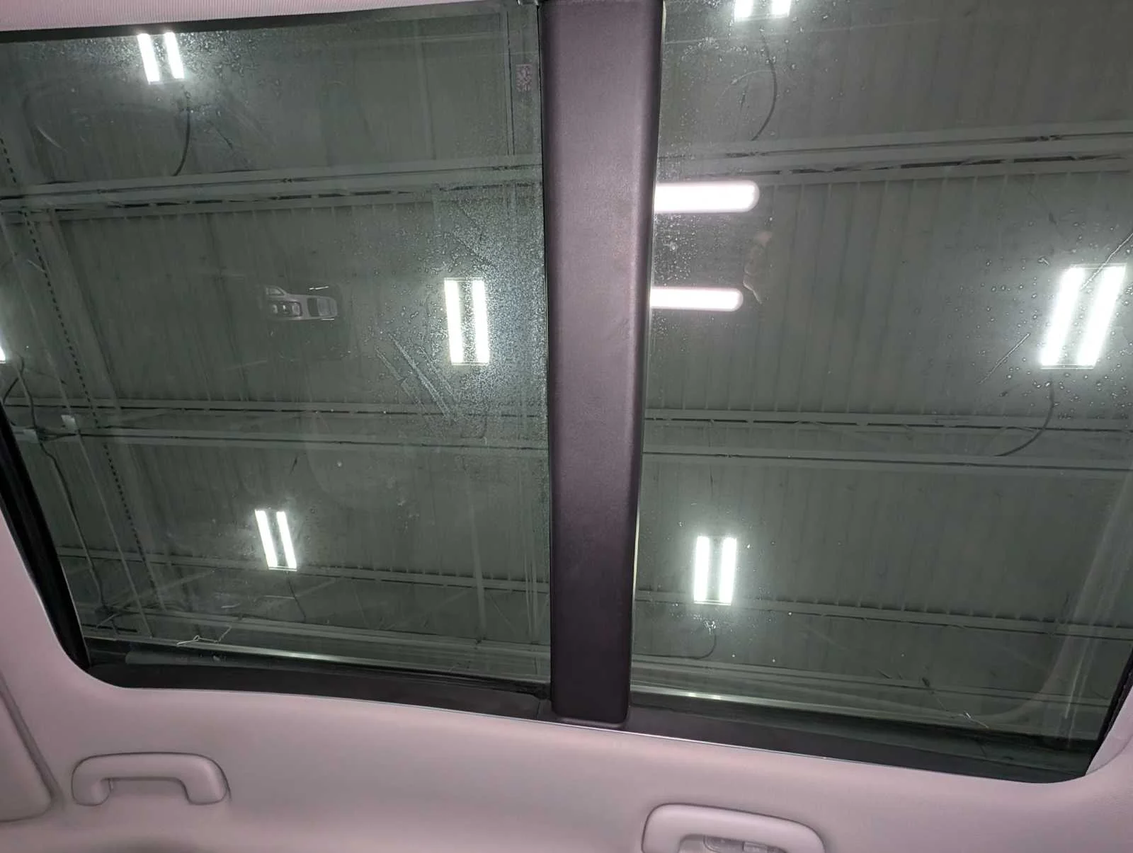 Used 2023 Serenity White Pearl Hyundai Limited image 17